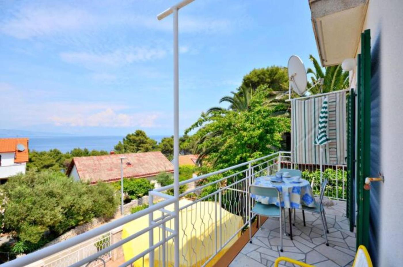 Apartment Bozikovic - Jelsa - Vitarnja エクステリア 写真